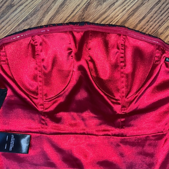 BEBE satin corset layered with lace size medium - Picture 9 of 14